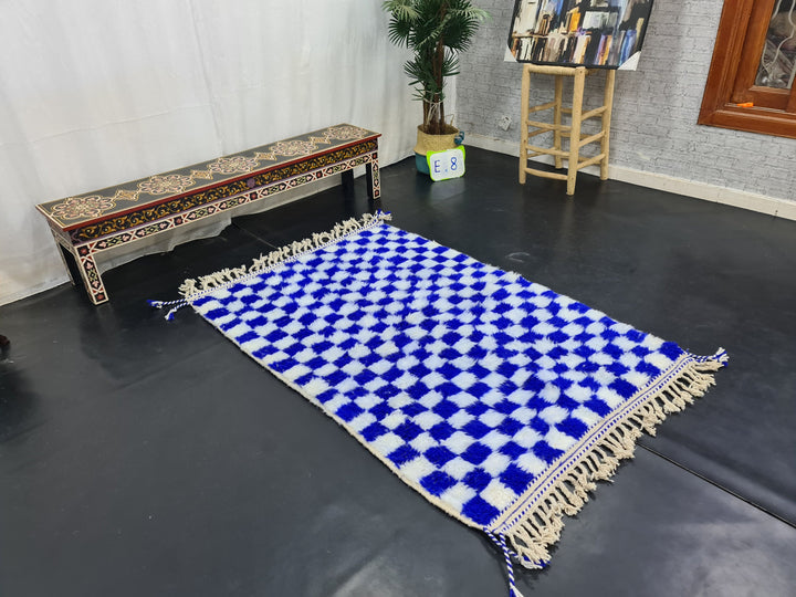 WONDERFUL BENIOURAIN RUG, Moroccan Rug , Moroccan Handmade Carpet,Royal Blue And White Rug, Berber Wool Rug, Berber Rug, Checkered Rug