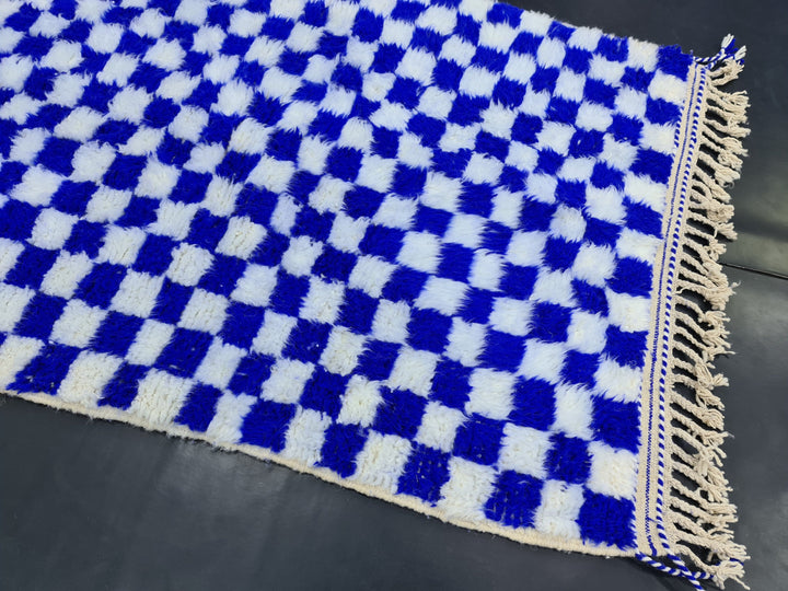 WONDERFUL BENIOURAIN RUG, Moroccan Rug , Moroccan Handmade Carpet,Royal Blue And White Rug, Berber Wool Rug, Berber Rug, Checkered Rug