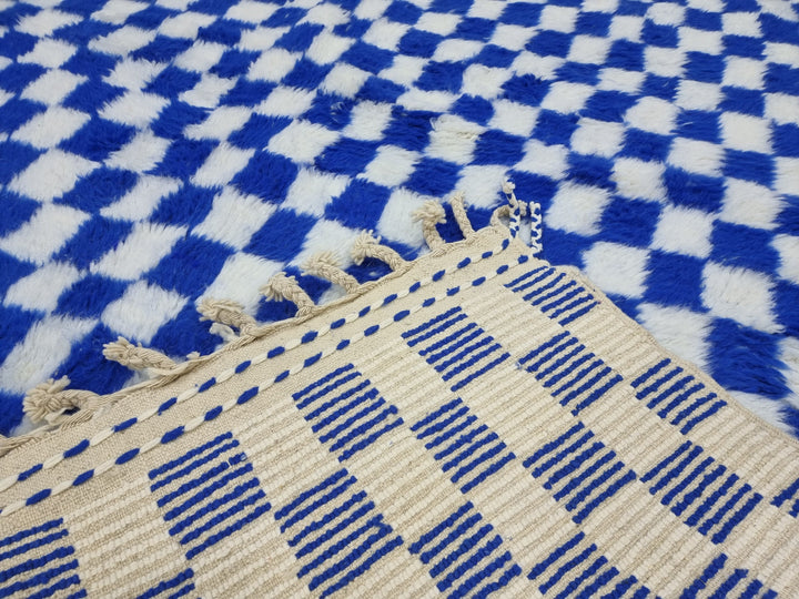 BEAUTIFUL BENIOURAIN RUG, Check Moroccan Rug, Berber Rug, Beniourain Carpet, Azilal Rug, White and Blue Rug, Checker Rug, Handwoven Carpet