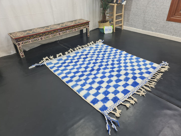 HANDMADE BENIOURAIN RUG, Moroccan Handwoven Carpet, White and Blue Rug, Authentic Berber Rug, Checkered Rug, Checker Wool Rug, Tapis berbere