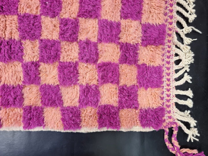 STUNNING MOROCCAN RUG ,Beni Ourain Rug , Magenta And Faded Orange Handmade WoolRug,Berber Rug, Checkered Rug, Azilal Rug, Handwoven Rug