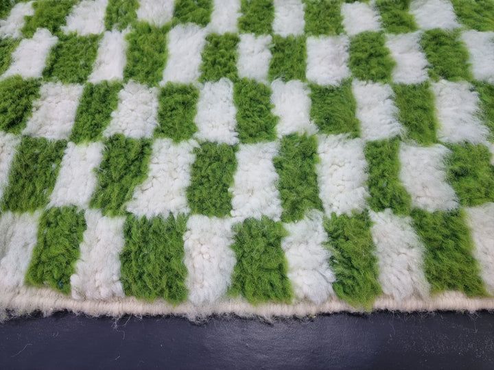 BEAUTIFUL BENIOURAIN RUG, Moroccan Handmade Carpet,Pear Green and White Rug, Berber Wool Rug, Berber Rug, Checkered Rug,Berber Handwoven Rug