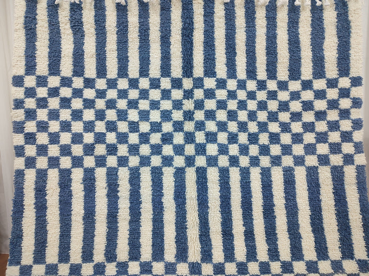 . .feet Moroccan Berber shaggy rug  Blue and white Wool Checkered rug , Handwoven checkered rug