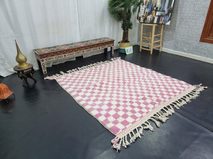 GORGEOUS BENIOURAIN RUG, Moroccan Handmade Carpet, Pink and White Rug, Berber Wool Rug, Berber Rug, Checkered Rug,Berber Handwoven Carpet