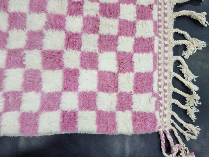 GORGEOUS BENIOURAIN RUG, Moroccan Handmade Carpet, Pink and White Rug, Berber Wool Rug, Berber Rug, Checkered Rug,Berber Handwoven Carpet