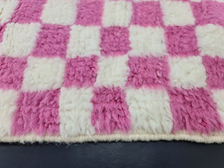 GORGEOUS BENIOURAIN RUG, Moroccan Handmade Carpet, Pink And White Rug, Berber Wool Rug, Berber Rug, Checkered Rug,Berber Wool Handwoven Rug