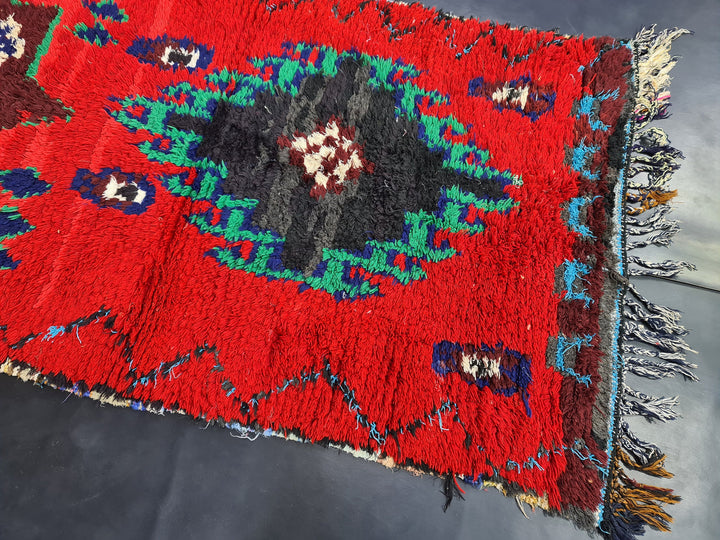 pretty moroccan rug, authentic rug, abstract ,handmade carpet ,red and green  moroccan rug, berber carpet, handwoven wool rug