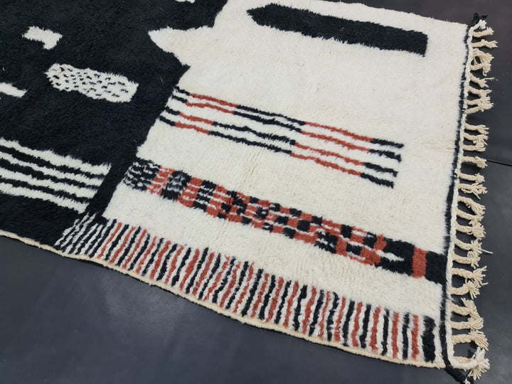 ARTISTIC BENIOURAIN RUG, Moroccan Handmade Carpet, Black,White And Brown Rug, Berber Wool Rug, Berber Rug, Abstract Rug,Berber Handwoven Rug