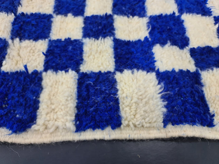 WONDERFUL BENIOURAIN RUG, Moroccan Handmade Carpet , Royal Blue and White Rug,Berber Wool Rug, Checkered Rug, Azilal Berber Handwoven Rug