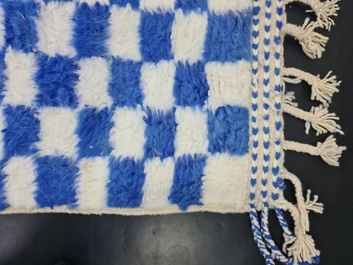 HANDMADE BENIOURAIN RUG, Moroccan Handwoven Carpet, White and Blue Rug, Authentic Berber Rug, Checkered Rug, Checker Wool Rug, Tapis berbere