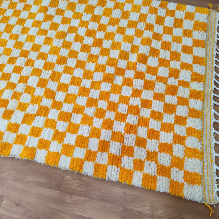 Large Diamond Orange and White Checkered Rug, Moroccan Handmade Rug, Authentic Checkered Rug, Tribal Beniourain Rug, Berber Sheep Wool Rug.