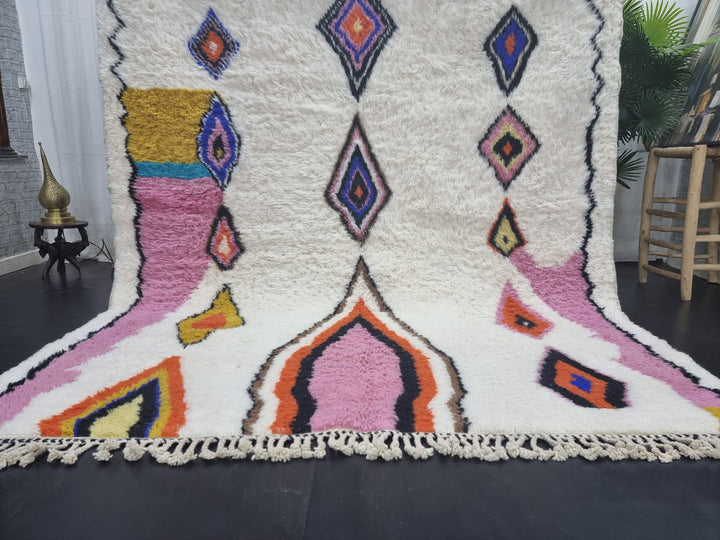 ARTISTIC BENIOURAIN RUG, Moroccan Rug, Sheep Wool Rug, , Geometric Rug, White And Pink Rug, Unique Handmade Rug,Berber Rug,Azilal Rug