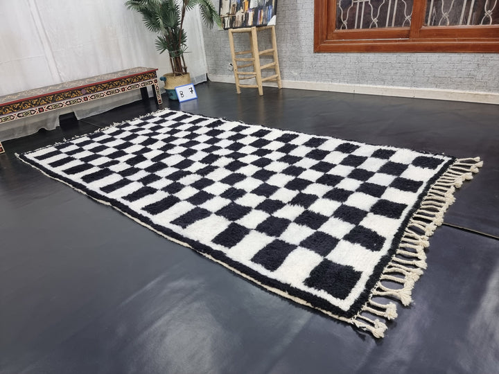 BEAUTIFUL BENIOURAIN RUG,Moroccan Rug ,Sheep Wool Rug, Checkered Rug, Black And White Rug, Handmade Rug, Berber Rug, Azilal Handwoven Rug