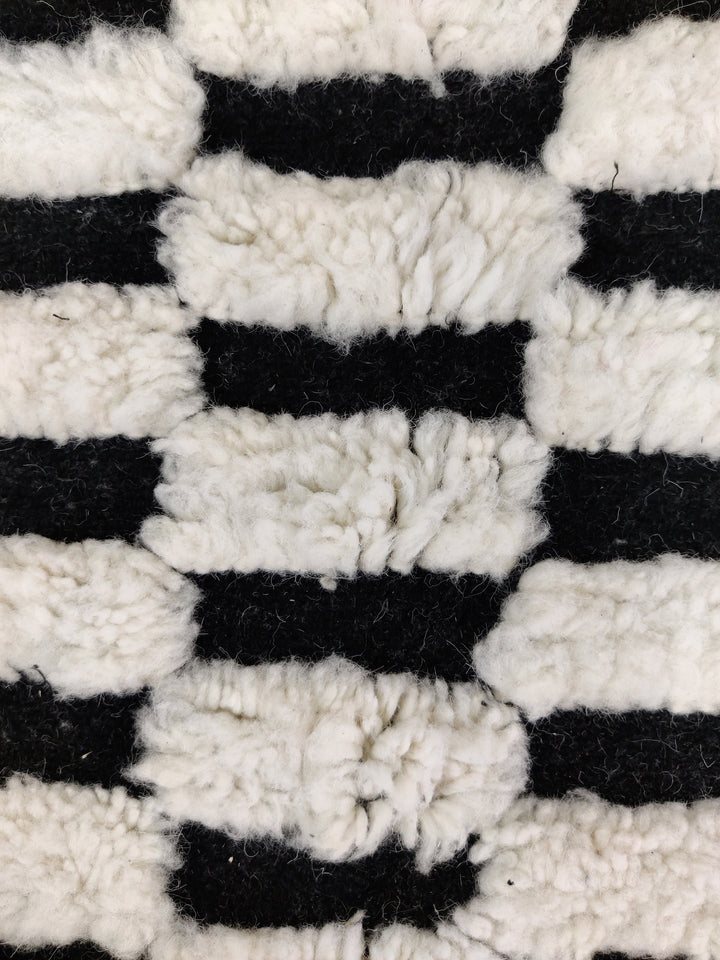 Black rug Woven rug  Beni ourain rug  Berber rug  Moroccan rug  Area rug Berber carpet White wool rug Handknotted rug  Boho teppich