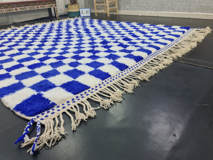 BEAUTIFUL MOROCCAN RUG , Handmade Beni Ourain Rug , Area Rug, Azilal Rug, Berber Rug, Checkered Rug, White And Royal Blue Rug, Winter Rug