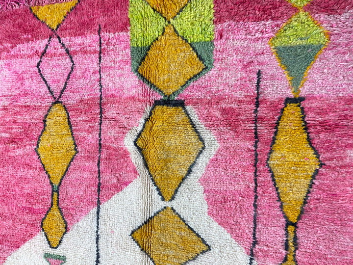 stunning pink  moroccan rug  