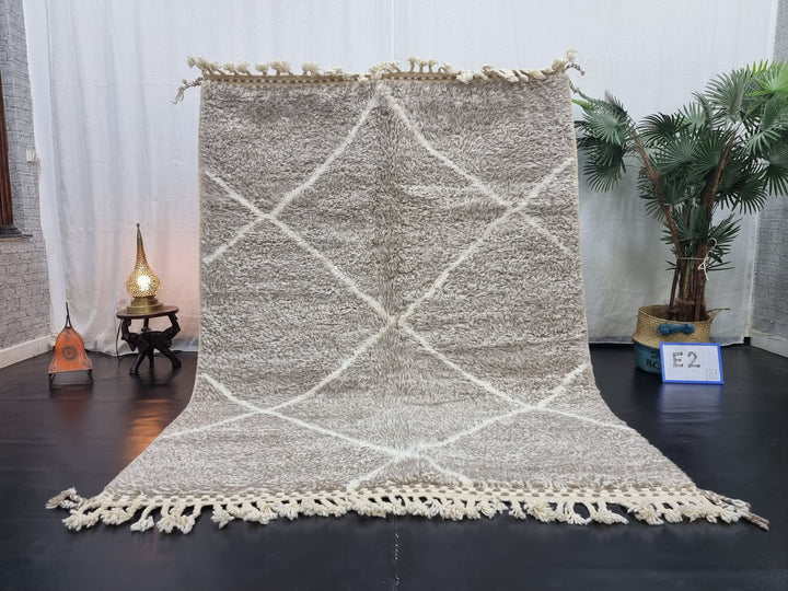 GORGEOUS MOROCCAN RUG, Handmade Rug , Light Brown Rug, Berber Wool Rug, Geometric Wool Carpet, Winter Wool Rug, Area Rug, Handwoven rug.