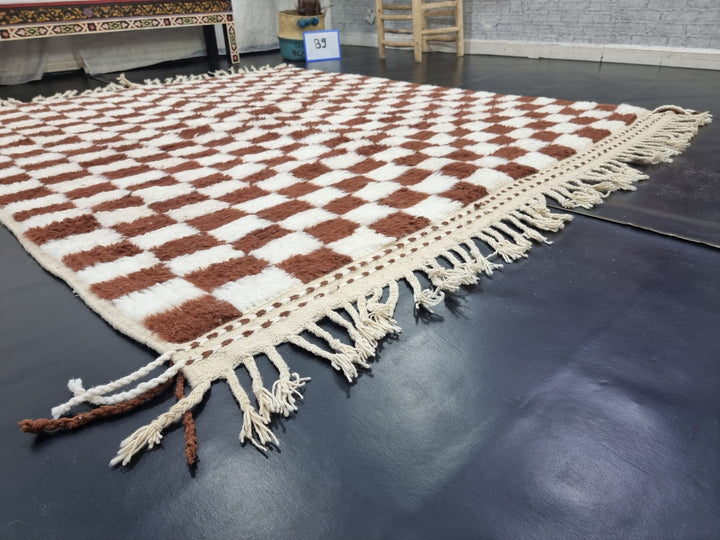 PRETTY BENIOURAIN RUG, Moroccan Rug , Brown and White Rug, Tribal WoolRug, Berber Rug, Checkered Wool Rug, Handwoven Rug, Winter Rug .