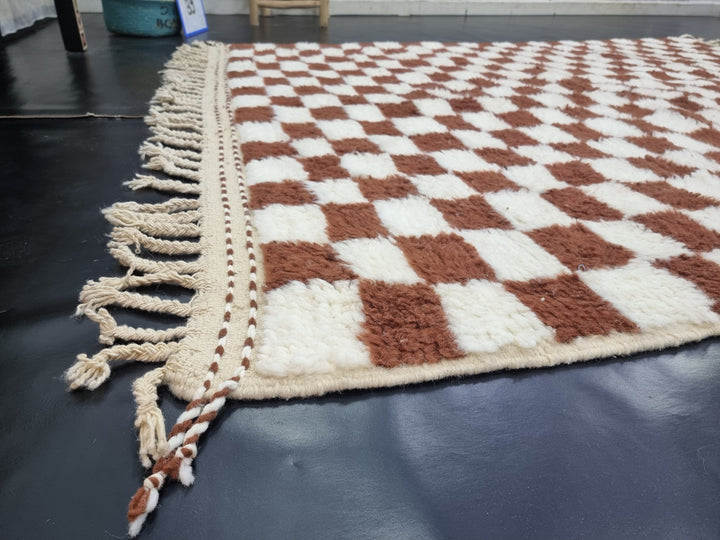 PRETTY BENIOURAIN RUG, Moroccan Rug , Brown and White Rug, Tribal WoolRug, Berber Rug, Checkered Wool Rug, Handwoven Rug, Winter Rug .