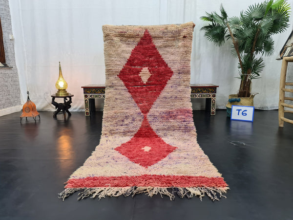 fabulous  rug, moroccan  , berber rug, geometric rug, beige and red  rug, winter rug, area rug, wool rug, handwoven rug