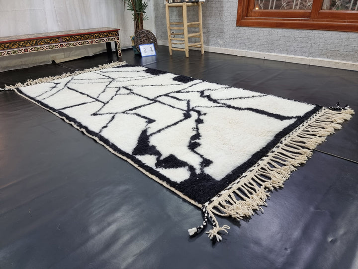 PRETTY BENIOURAIN RUG, Moroccan Rug , Black  White Rug, Tribal Rug, Berber Rug, Abstract Rug, Handwoven Rug, Winter Rug, Area Wool Rug