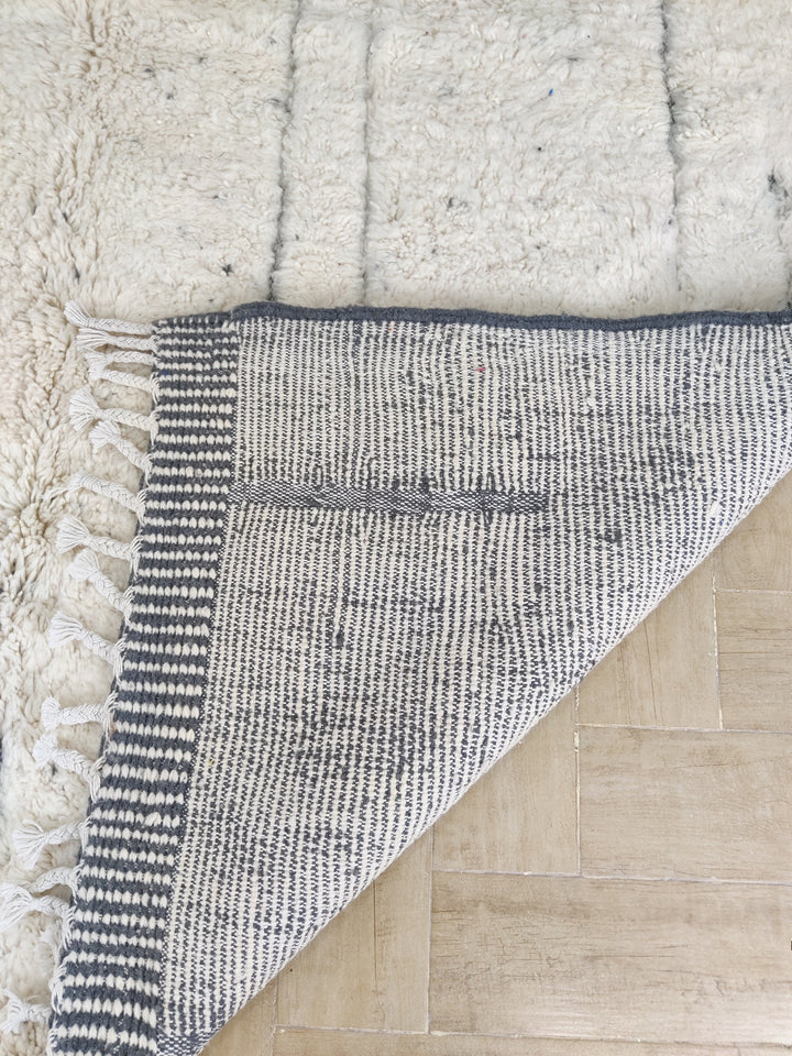 IRRESISTIBLE white Moroccan rug Beni Ourain rug, handmade  wool rug, custom moroccan wool rug, berber carpet, handmade wool rug