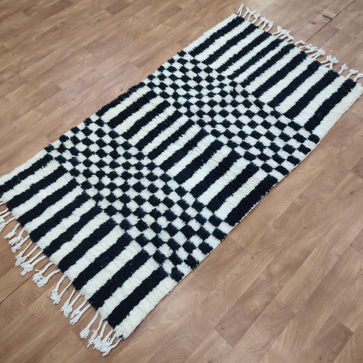 Black and white Checkered area runner, Moroccan Berber checkered rug, Checkerboard Runner, Checkered Runner, checkered runner rug