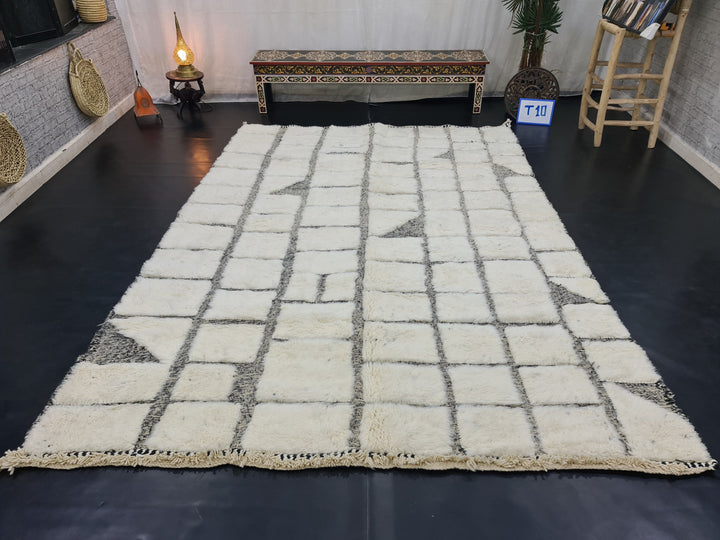 ARTISTIC MOROCCAN RUG, Handmade Beniourain Rug, Berber berber moroccan Rug, Sheep Wool Rug, White Rug, Plain Wool Rug, Tufted Wool Rug, boho rug.