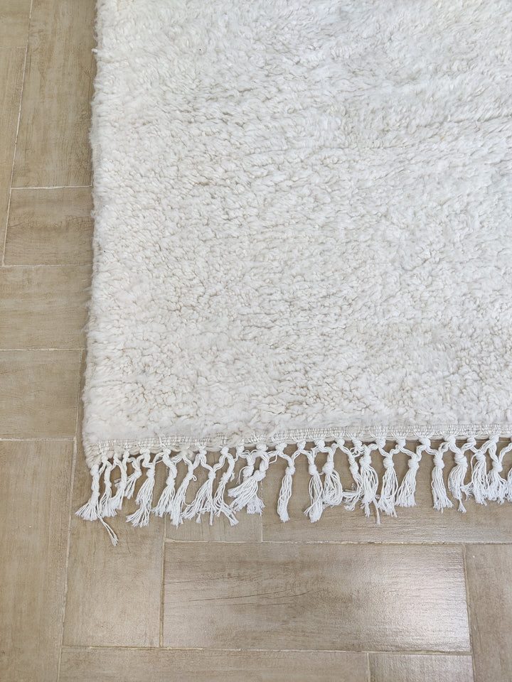 IRRESISTIBLE white Moroccan rug Beni Ourain rug, handmade  wool rug, custom moroccan wool rug, berber carpet, handmade wool rug