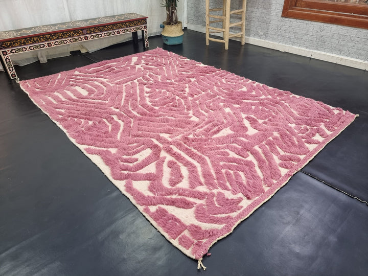 ARTISTIC BENIOURAIN RUG, Moroccan Handmade Rug, Bubblegum Pink And White Rug, Abstract Pink Rug, Handmade Tued Tug, Berber Funky Rug