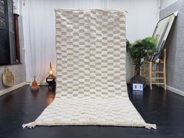 STUNNING BENIOURAIN RUG, Moroccan Rug , White Rug, Tribal WoolRug, Berber Rug, Checkered Rug, Handwoven Rug, Winter Rug, Area Wool Rug