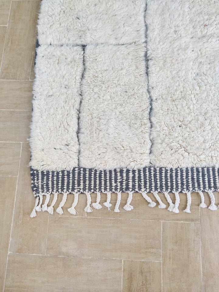 IRRESISTIBLE white Moroccan rug Beni Ourain rug, handmade  wool rug, custom moroccan wool rug, berber carpet, handmade wool rug