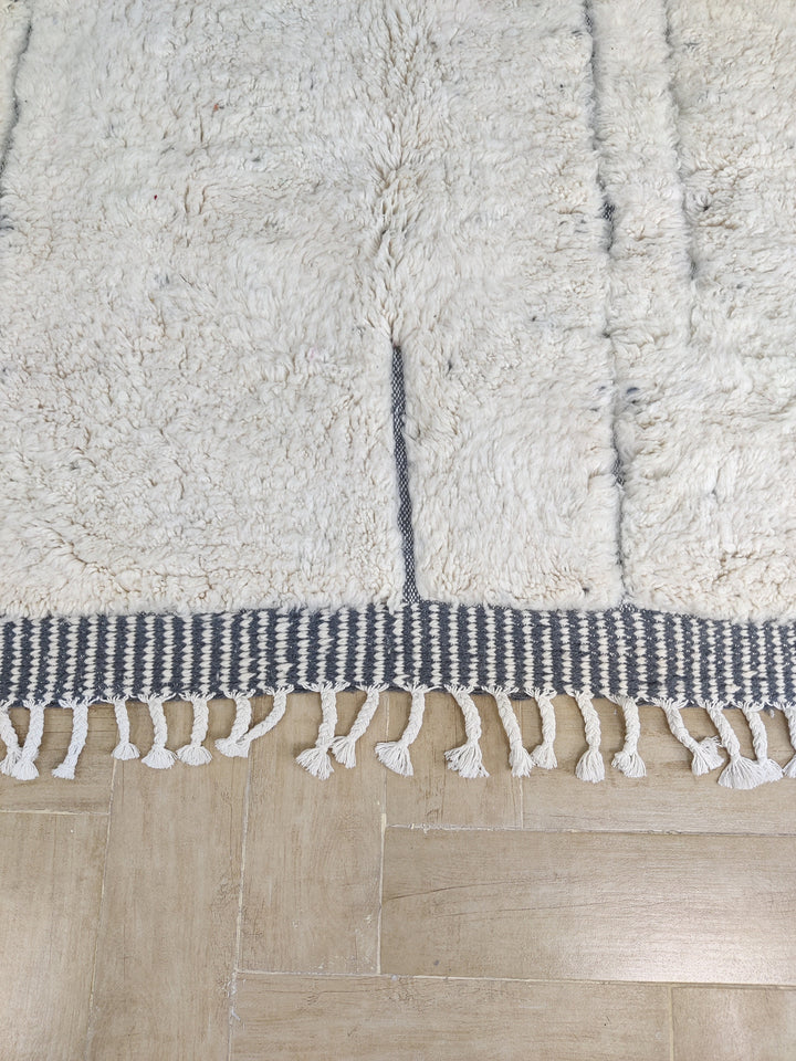 IRRESISTIBLE white Moroccan rug Beni Ourain rug, handmade  wool rug, custom moroccan wool rug, berber carpet, handmade wool rug