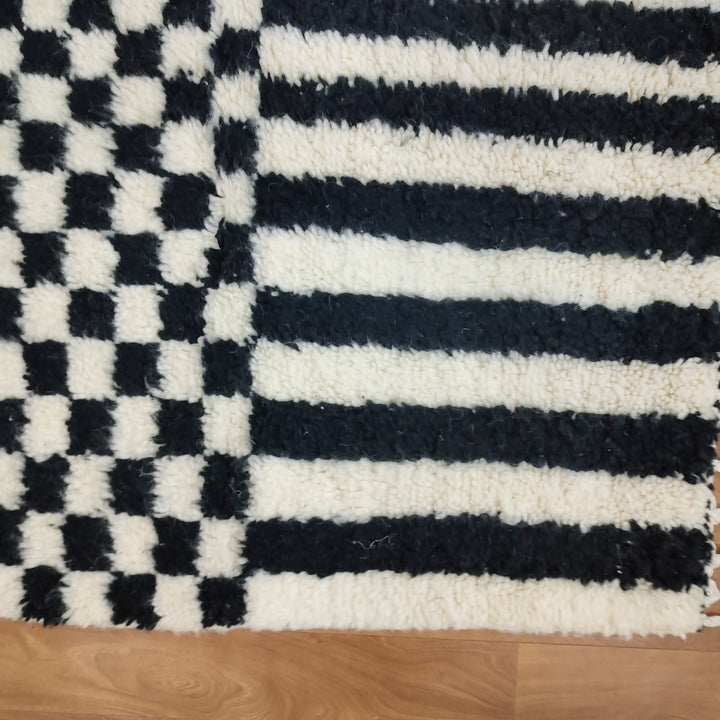 Black and white Checkered area runner, Moroccan Berber checkered rug, Checkerboard Runner, Checkered Runner, checkered runner rug