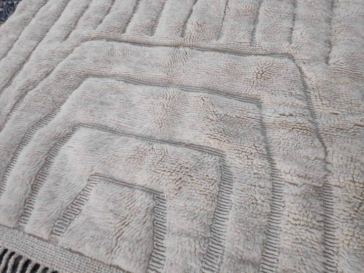 Moroccan rug, Beni Mrirt rug, Handmade wool rug, Beni ourain rug, Area rug, Berber rug, Fluffy wool carpet, Mrirt rug, Beniouarain white rug