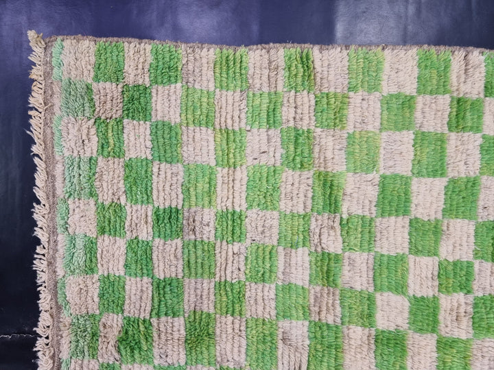 GREEN MOROCCAN RUG, Moroccan Boujaad Rug , Green Pea Boujad rug, Checker Rug, MoroccanRug, Checkereboard Rug, Berber Rug, Area Rug