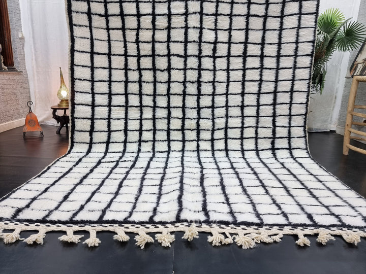 BEAUTIFUL BENIOURAIN RUG, Moroccan Handmade Rug , White And Black Rug, Berber Wool Rug, Berber Rug, Checkered Rug,Berber Handwoven Rug