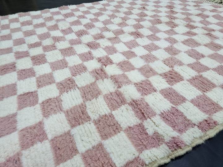 GORGEOUS BENIOURAIN RUG, Moroccan Handmade Rug , Pale Raspberry Pink Rug, Berber Wool Rug, Berber Rug, Checkered Rug,Berber Handwoven Rug