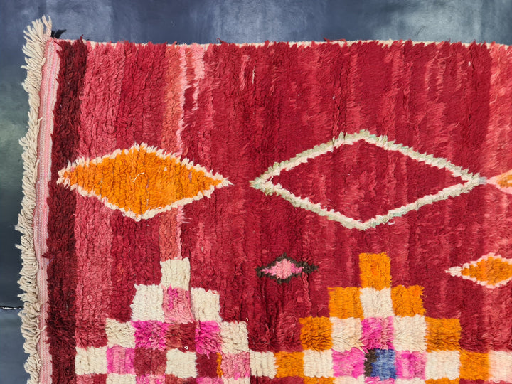 gorgeous boujad rug,  moroccan rug , berber rug, geometric  checkeredrug, red rug, handwovenrug, winter rug, area wool rug