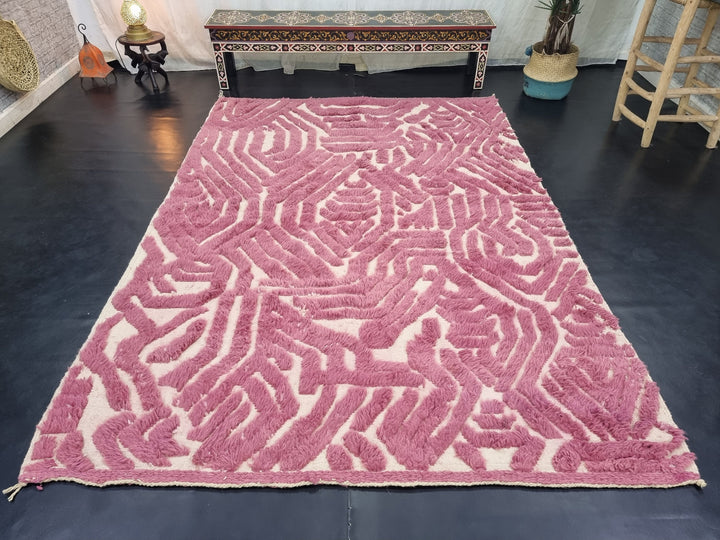 ARTISTIC BENIOURAIN RUG, Moroccan Handmade Rug, Bubblegum Pink And White Rug, Abstract Pink Rug, Handmade Tued Tug, Berber Funky Rug