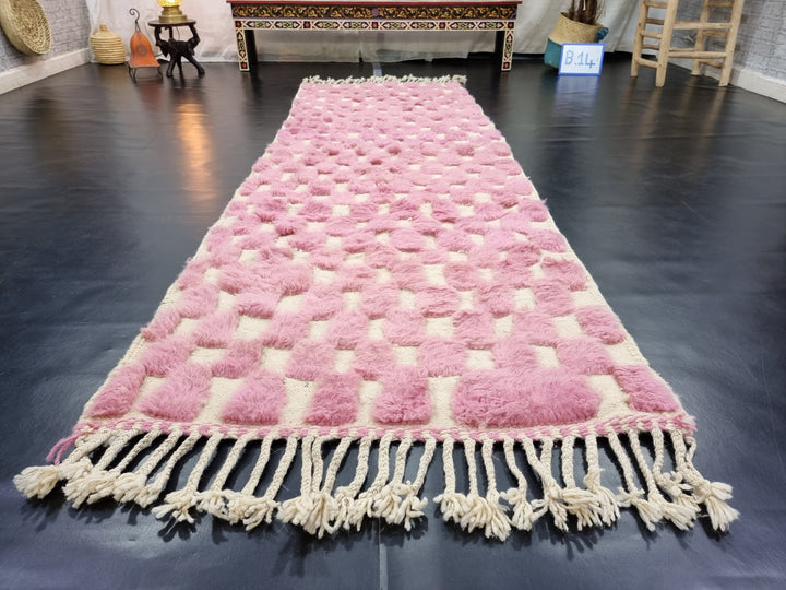 STUNNIG BENIOURAIN RUG, Moroccan Handmade Rug , Pink Rug, Berber Wool Rug, Berber Rug, Checkered Rug, Berber Rug, Handwoven Rug, Area Rug