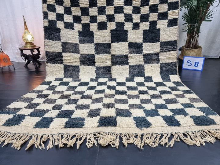 UNIQUE MOROCCAN RUG, Moroccan Boujaad Rug , Tan and Black Tribal rug, Checker Rug, Authentic Moroccan Wool, Checkered Rug, Berber Carpet