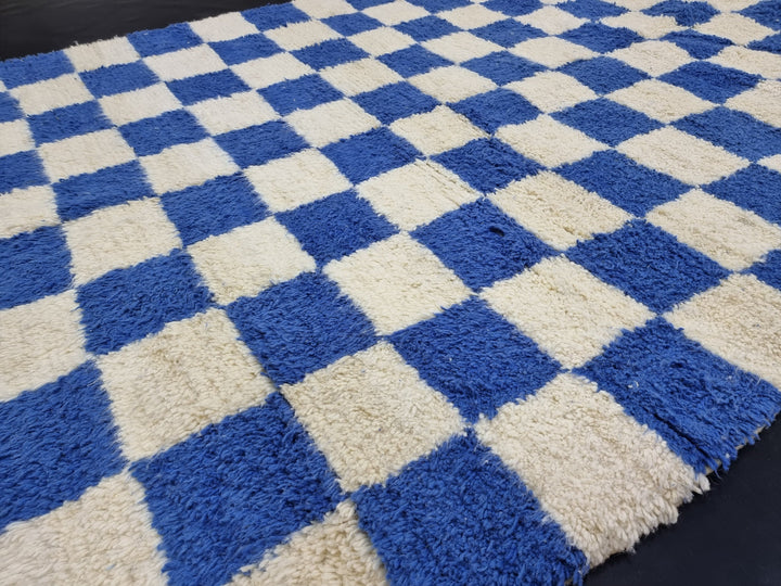 GORGEOUS BENIOURAIN RUG, Moroccan Rug , Sapphire Blue Rug, Beniourain Rug, Azilal Rug, Blue And White Rug, Checkered Rug, Handwoven Rug