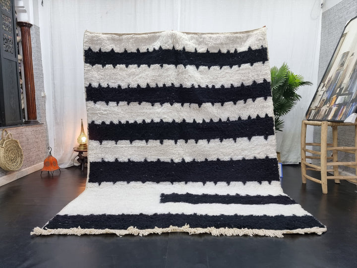 AMAZING BENIOURAIN RUG, Moroccan Handmade Rug , Black And White Rug, Berber Wool Rug, Berber Rug, Striped Rug,Berber Handwoven Wool Rug