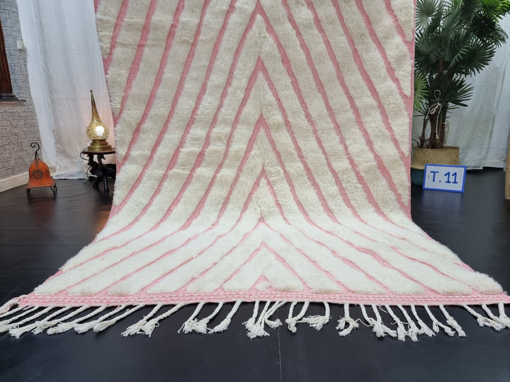 PRETTY BENIOURAIN RUG, Moroccan Handmade Rug , Light Pink And White Rug, Berber Wool Rug, Berber Rug, Striped Rug, Berber Handwoven Rug