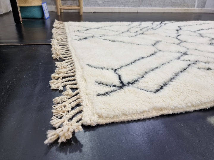 PRETTY BENIOURAIN RUG, Moroccan Handmade Rug , White And Black Rug, Abstract Rug, Berber Rug, Handmade Rug, Handwoven Wool Rug, Area Wool