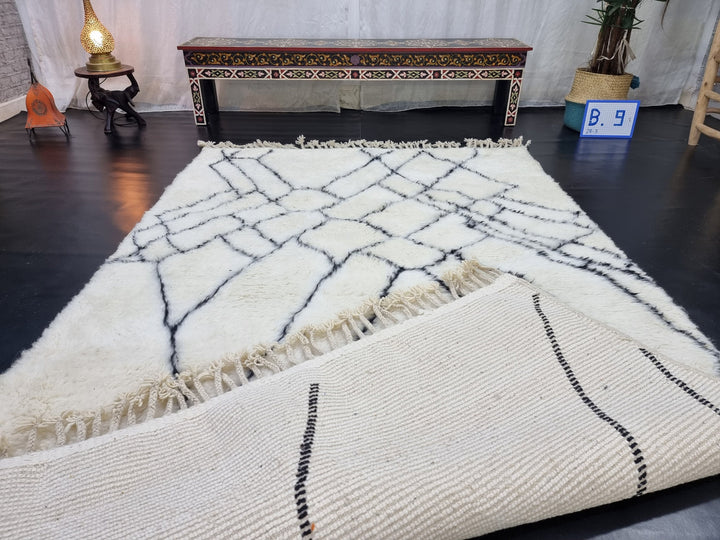 PRETTY BENIOURAIN RUG, Moroccan Handmade Rug , White And Black Rug, Abstract Rug, Berber Rug, Handmade Rug, Handwoven Wool Rug, Area Wool