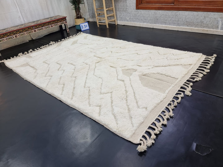 STUNNING BENIOURAIN RUG, Moroccan Handmade Rug , Off white Rug, Abstract Rug, Berber Rug, Handmade Rug, Handwoven Wool Rug, Area Rug