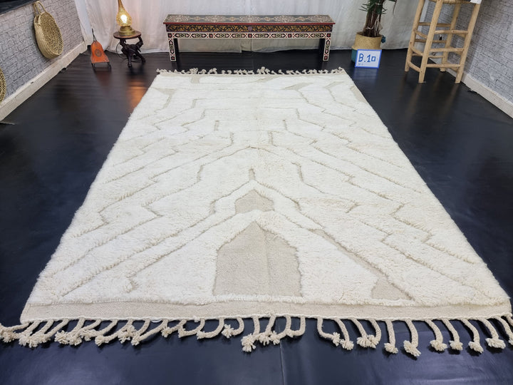 STUNNING BENIOURAIN RUG, Moroccan Handmade Rug , Off white Rug, Abstract Rug, Berber Rug, Handmade Rug, Handwoven Wool Rug, Area Rug