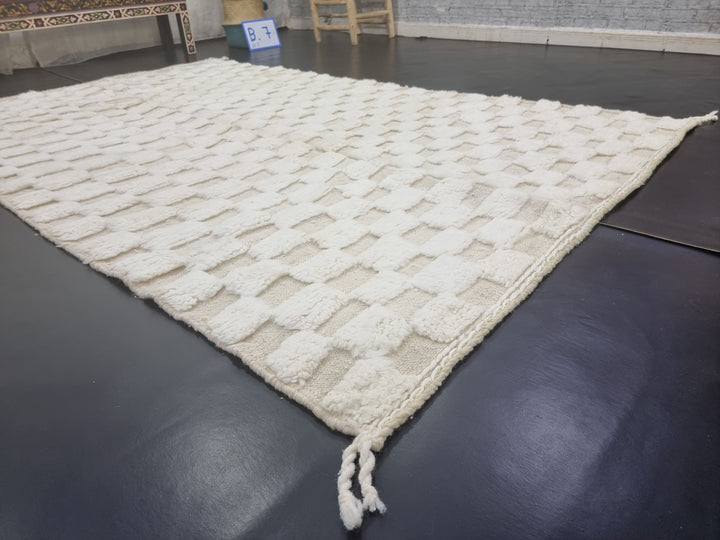 PRETTY BENIOURAIN RUG, Moroccan Wool Rug , White Rug, Handmade Rug, Handwoven Rug, Checkered Rug, Berber Rug, Area Wool Rug, Azilal Rug